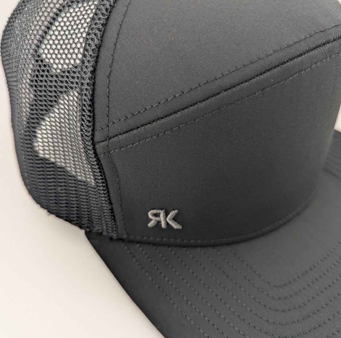 What Makes a Black Athletic Hat Worth Wearing?